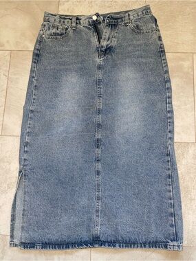 OAK + FORT Denim Midi Skirt – Size 30 – Light Wash